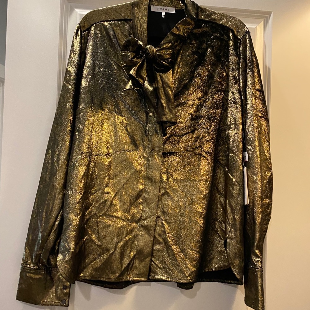 Frame Gold Metallic Top - Picture 8 of 11